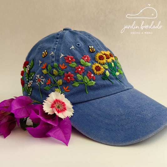 Gorra jardín de abejitas (sobre pedido)