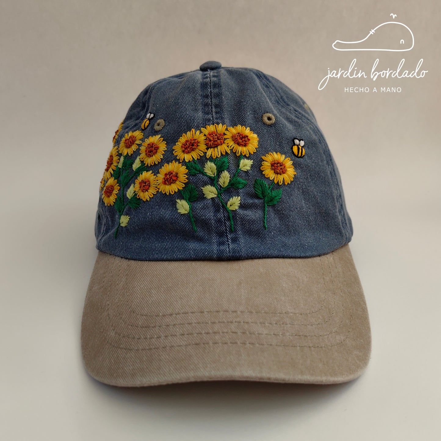 Gorra jardín de girasoles (sobre pedido)