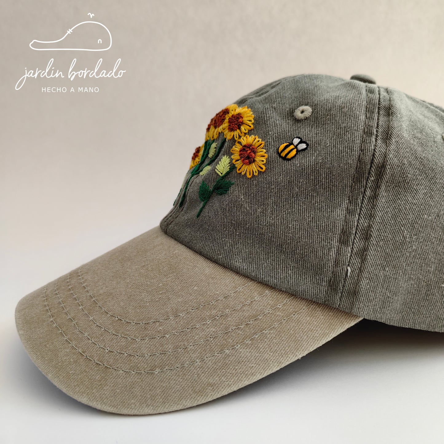 Gorra girasoles (sobre pedido)