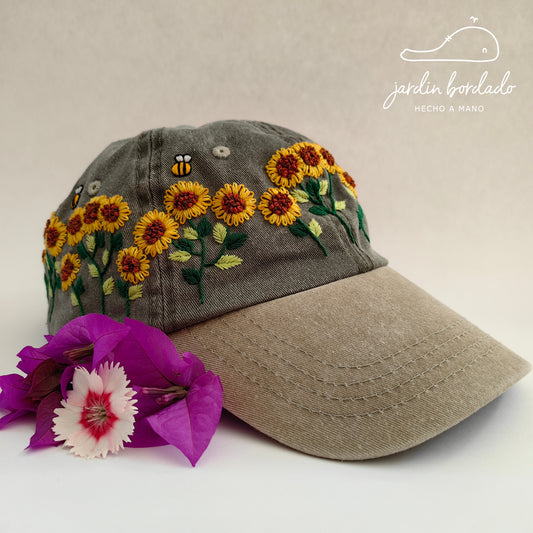 Gorra girasoles (sobre pedido)