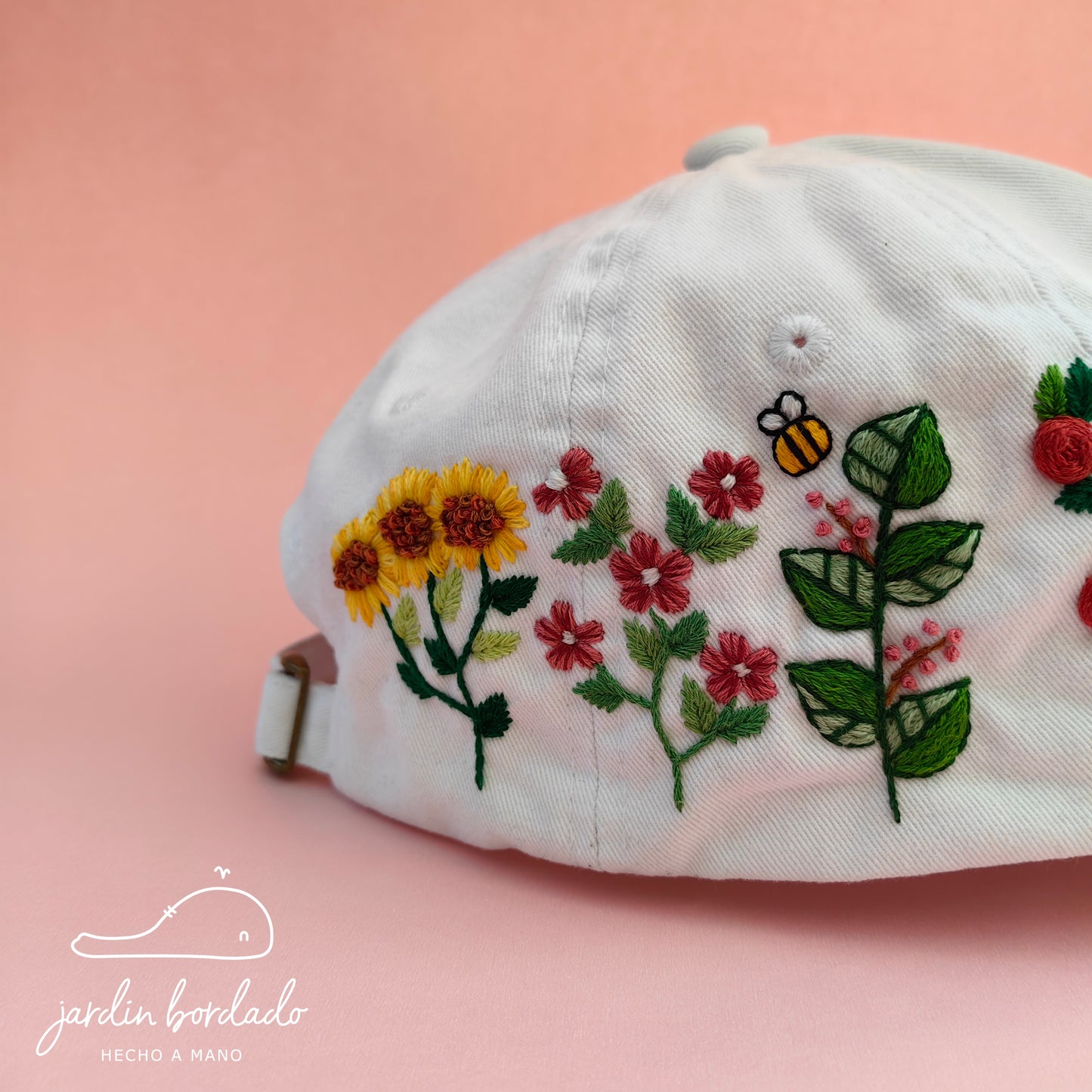 Gorra jardín de abejitas