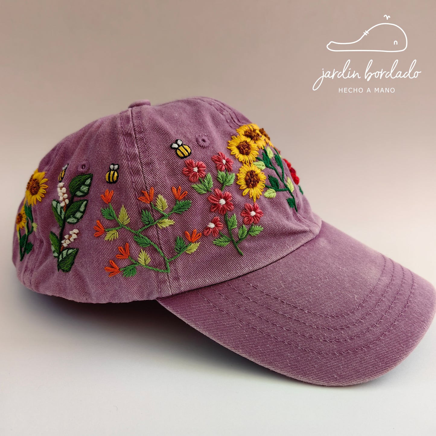 Gorra jardín de abejitas