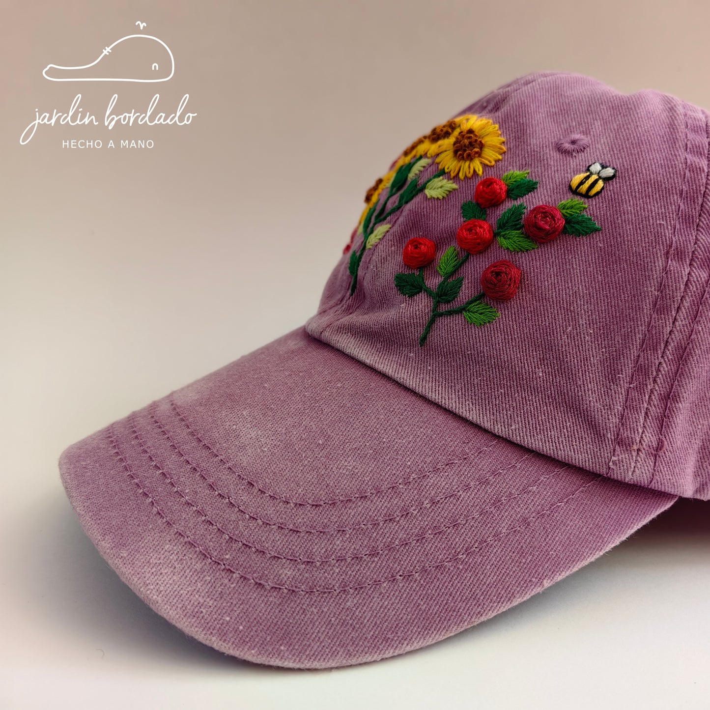 Gorra jardín de abejitas