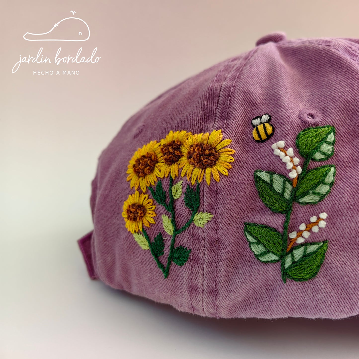 Gorra jardín de abejitas