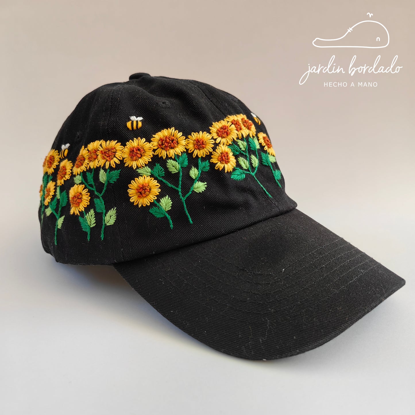 Gorra jardín de girasoles (sobre pedido)