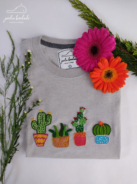 Playera cactus (sobre pedido)